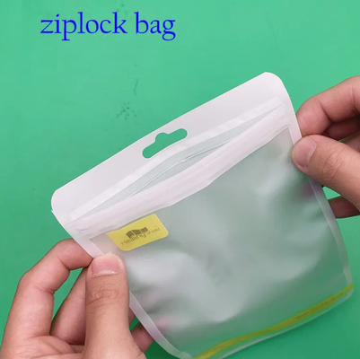 Hi-Q Özel Logo Kendini Döşeme Fermuar Plastik Perakende Ambalajı Üç Yan Döşeme Döşeme Fermuar Plastik Cüzdanlar