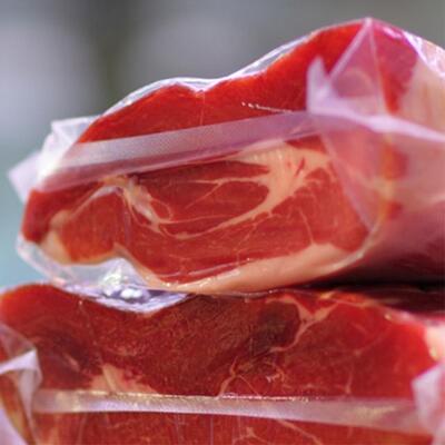 Çeşitli gıda ambalajlama ihtiyaçları için 78 inç uzunluğa ve 22 inç genişliğe kadar özelleştirilmiş boyutta Isıyla Yapıştırılmış Üst Vakum Paketleme Poşeti